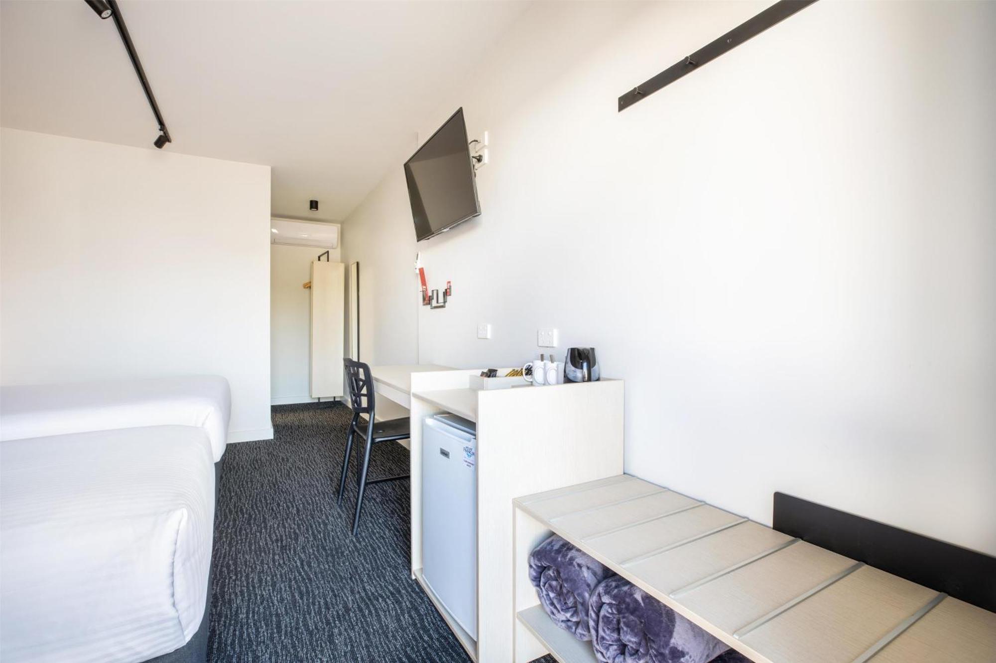 Hotel Nightcap At Westside Laverton